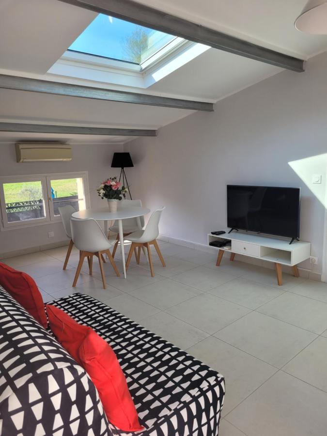 Villa L'Abaguie-Charmant Logement Au Calme Entre Mer Et Montagne Cagnes-sur-Mer Ngoại thất bức ảnh