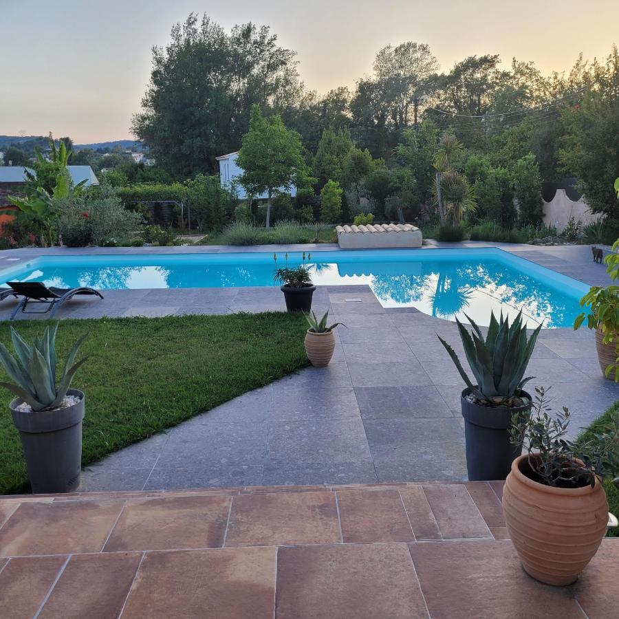 Villa L'Abaguie-Charmant Logement Au Calme Entre Mer Et Montagne Cagnes-sur-Mer Ngoại thất bức ảnh