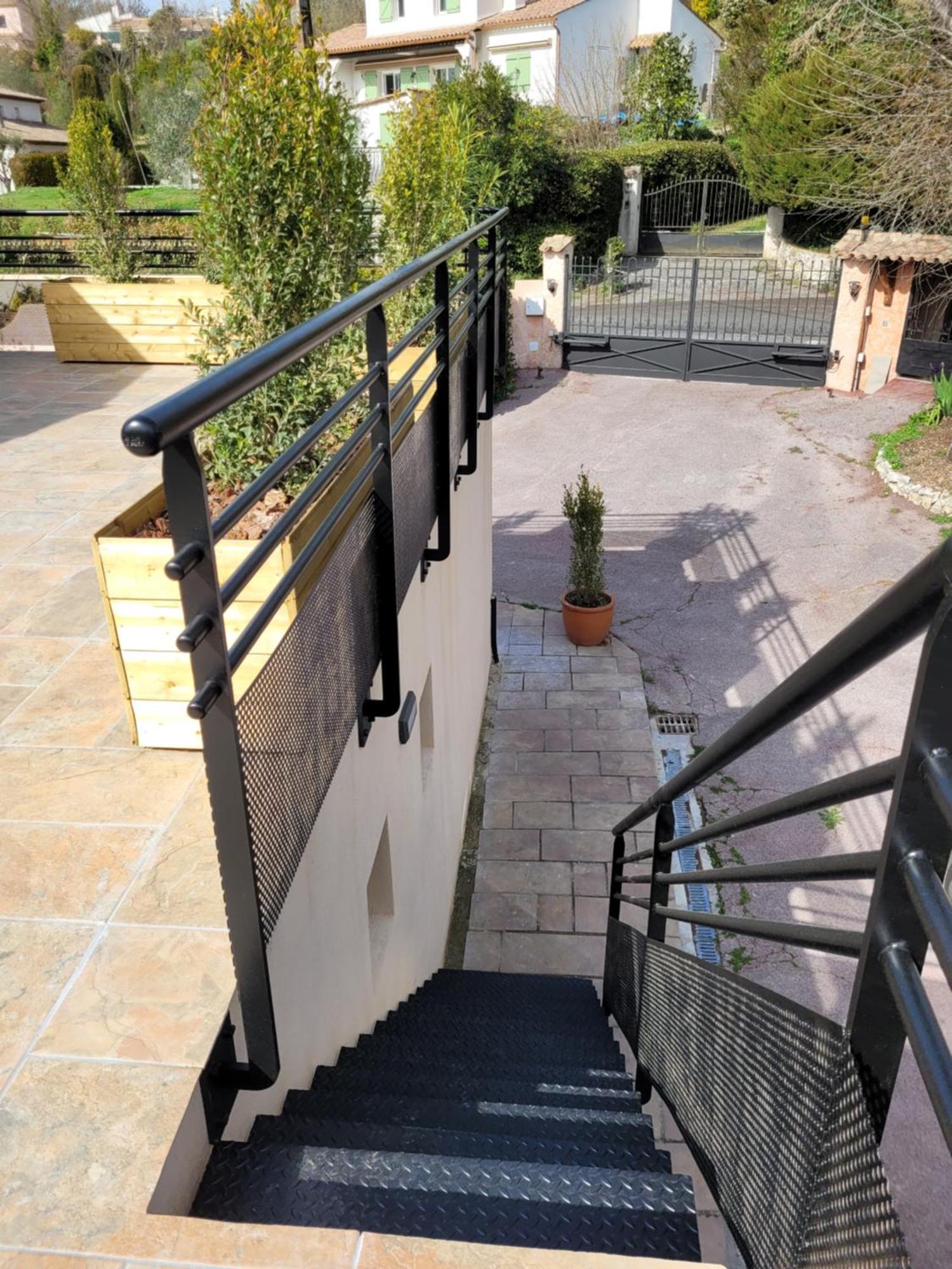 Villa L'Abaguie-Charmant Logement Au Calme Entre Mer Et Montagne Cagnes-sur-Mer Ngoại thất bức ảnh